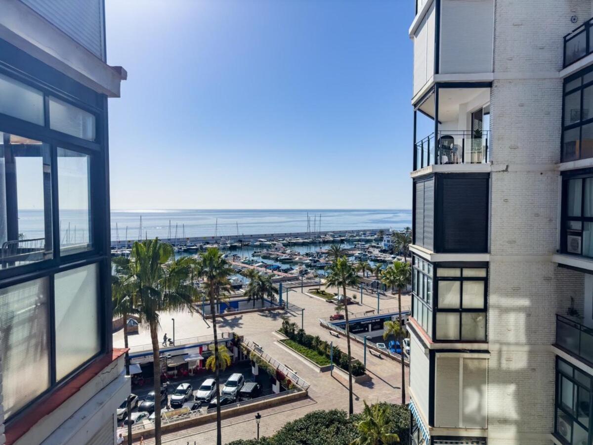 Valdecantos 6b- Front Line Harbour Apartment *